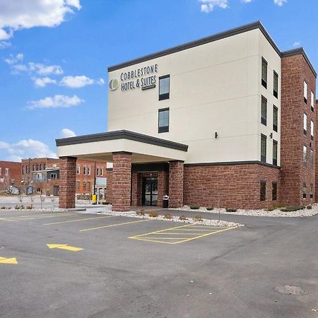 Cobblestone Hotel & Suites - Mosinee 外观 照片
