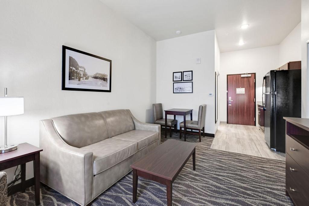 Cobblestone Hotel & Suites - Mosinee 外观 照片